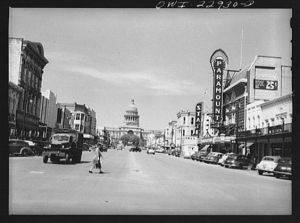Congress Avenue in 1943